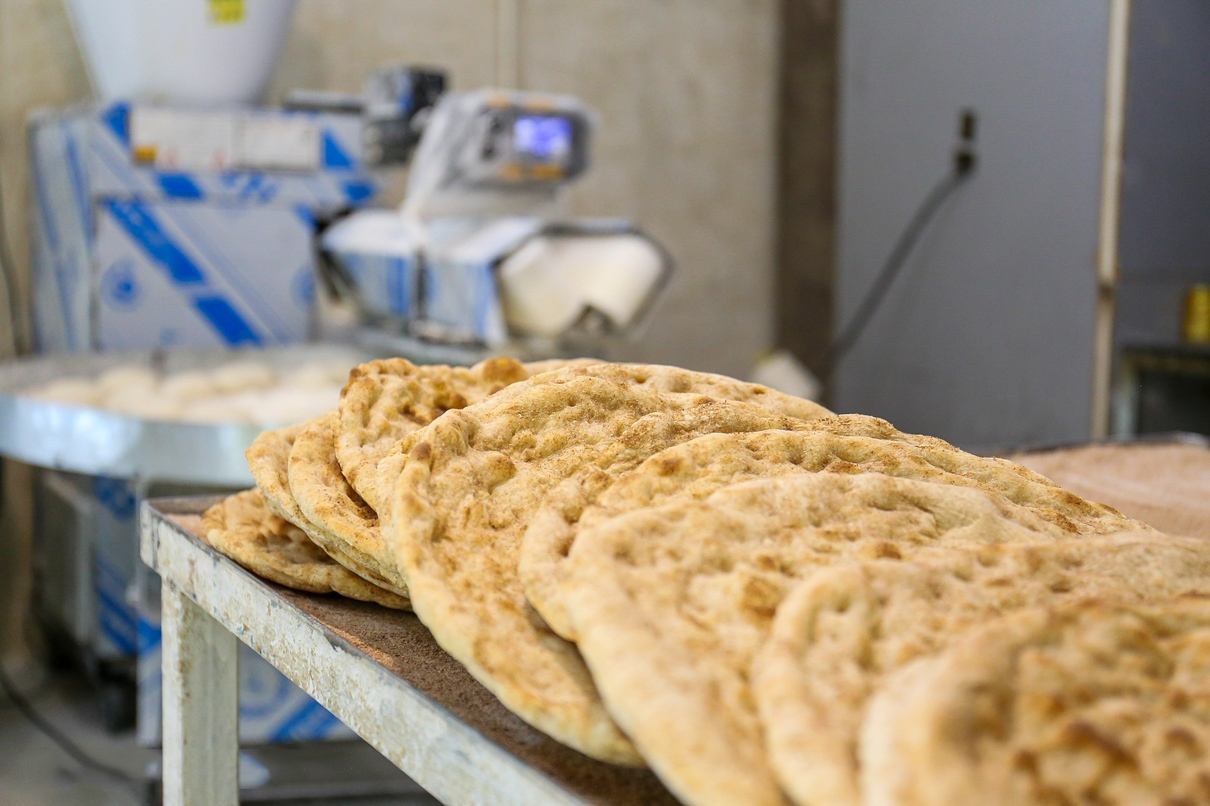 کم فروشی در صدر تخلفات نانوایی‌ها در کیش