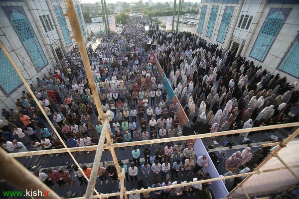 برپائی نماز پرشکوه عید سعید فطر در مصلی جزیره کیش (2)