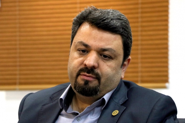 دکتر علی سلک غفاری رئیس پردیس بین المللی دانشگاه صنعتی شریف