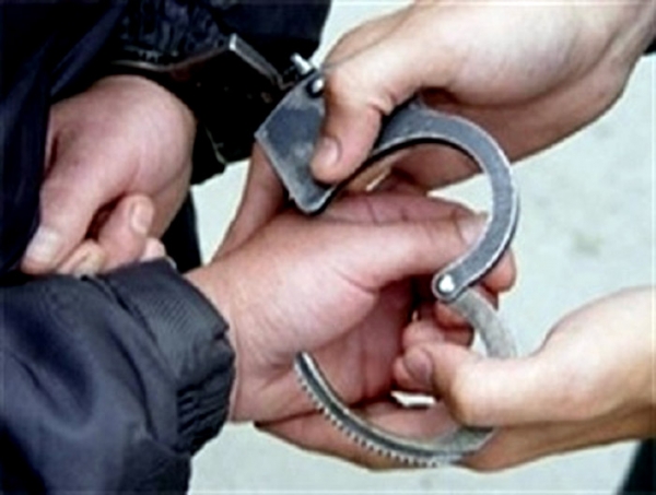 دستگیری دو سارق صندوق های صدقات در جزیره کیش