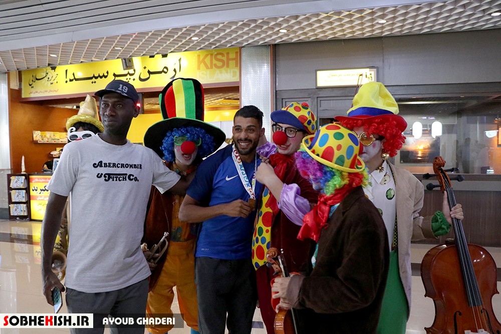 استقبال از علی (نبیل) خدیور در فرودگاه کیش