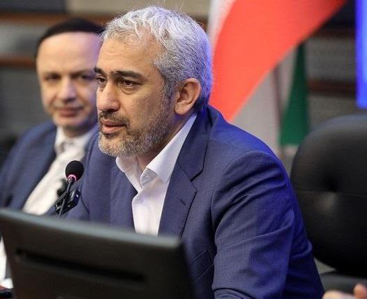 بازگرداندن هویت واقعی مناطق آزاد اولویت اصلاح قوانین و رفع موانع