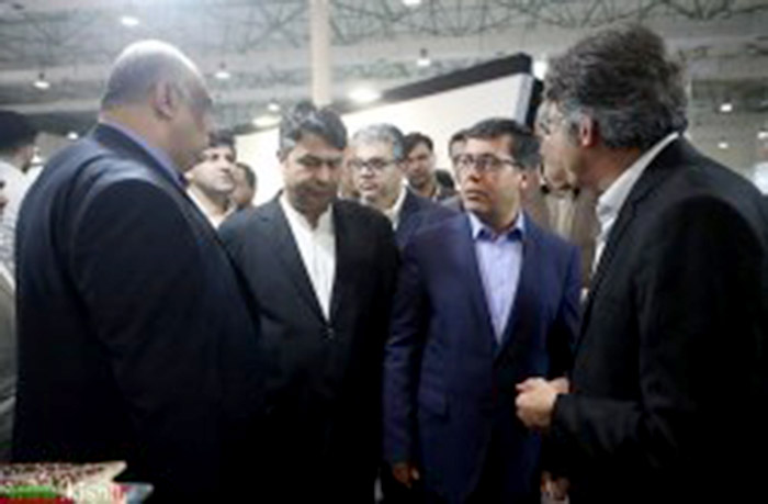 عملیات اجرایی چند طرح عمرانی و اقتصادی با سرمایه گذاری دوهزار میلیارد تومانی به زودی در کیش آغاز می شود.
