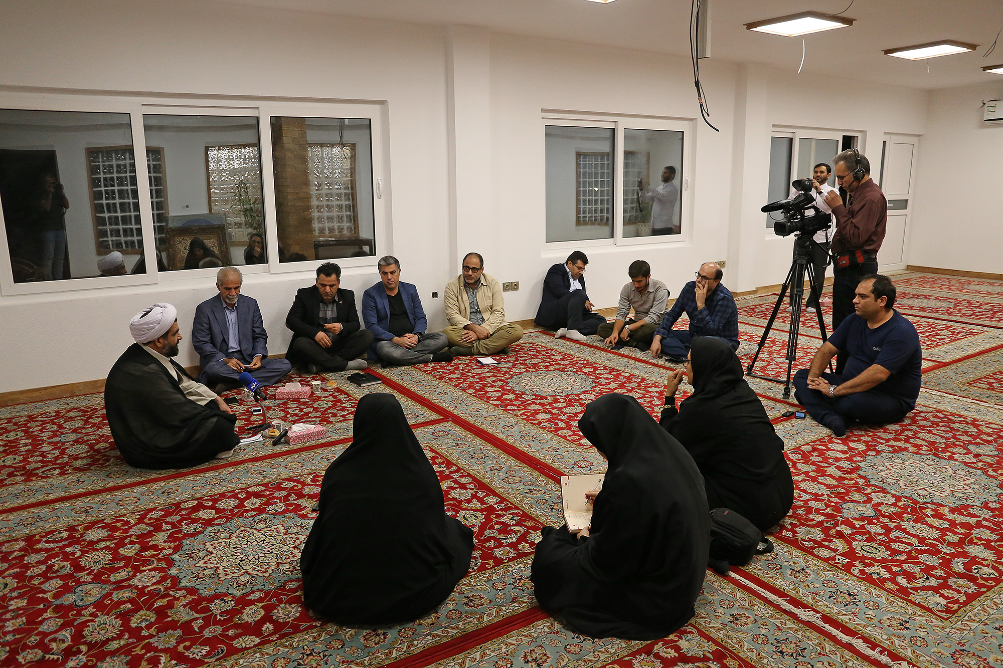 دیدار صمیمانه اصحاب رسانه کیش با امام جمعه