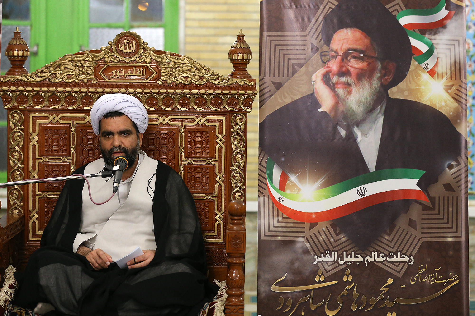 برگزاری مراسم یاد بود رحلت آیت الله هاشمی شاهرودی و درگذشت دانشجویان دانشگاه آزاد اسلامی