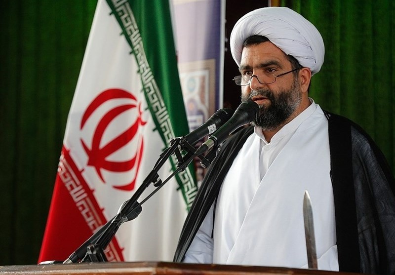 منطقه آزاد کیش فقط از کارمندانش حمایت می‌کند / مردم عادی از هیچ حمایتی برخوردار نیستند