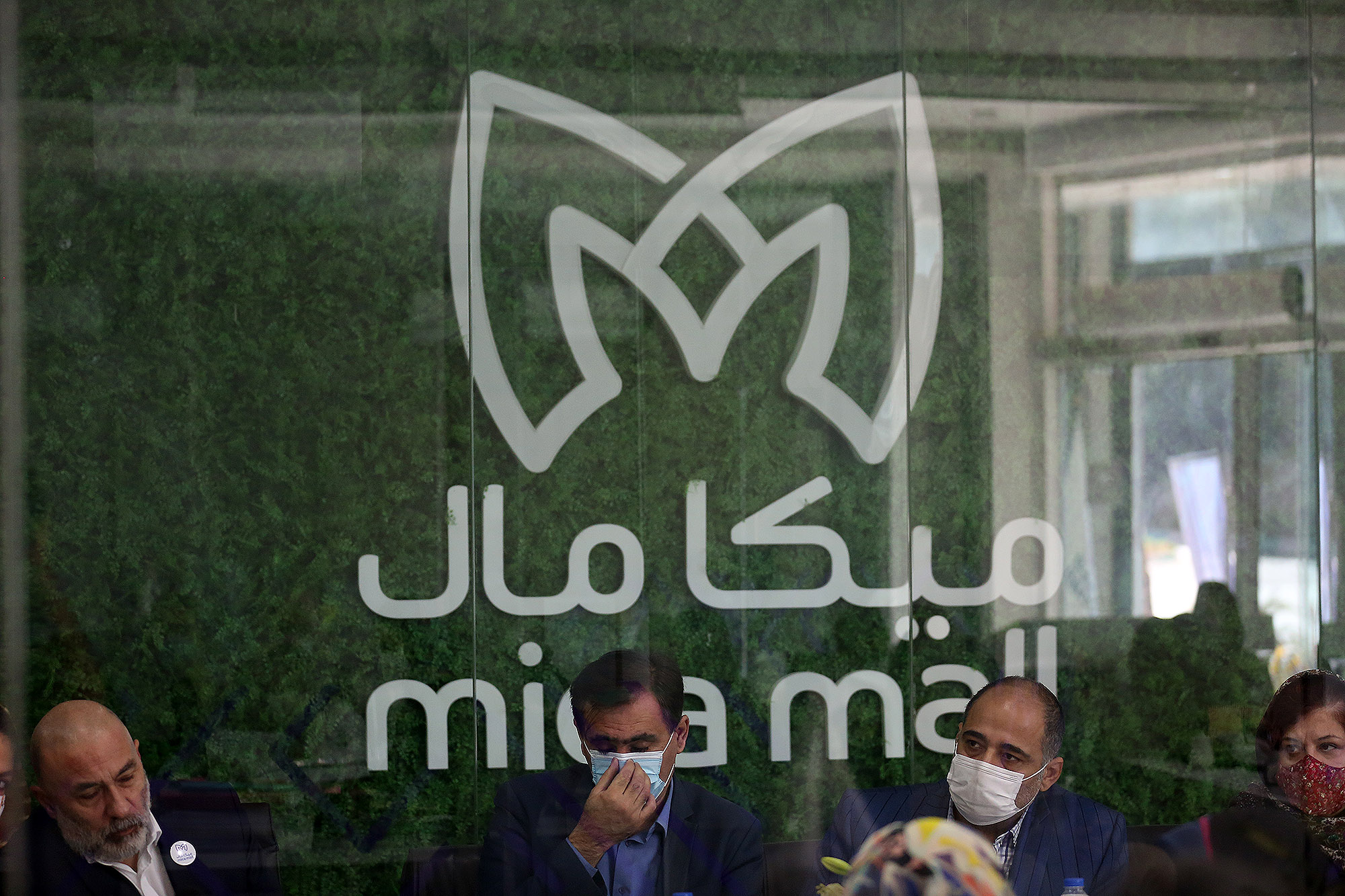 تحویل واحدهای تجاری مجتمع بزرگ میکامال کیش آغاز شد