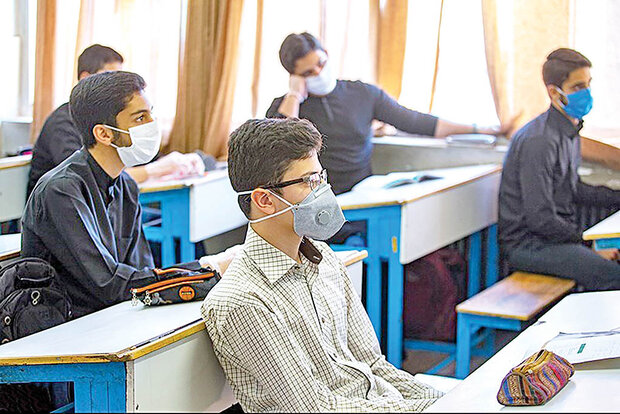 آموزش حضوری با رعایت دستورالعمل‌های بهداشتی در کیش