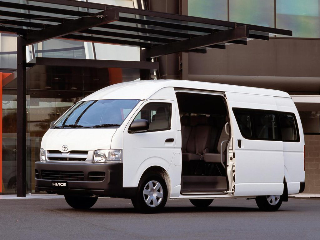 toyota-hiace.1.jpg