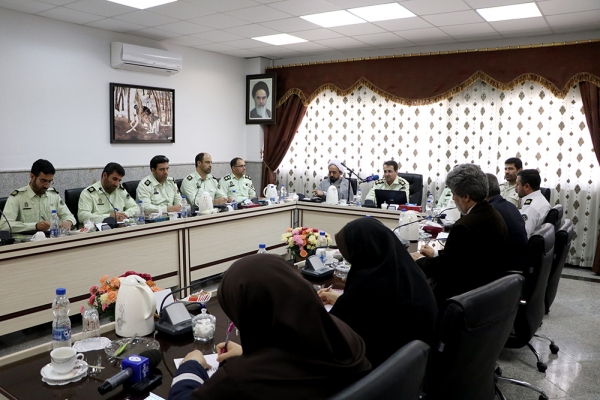 فرمانده نیروی انتظامی ویژه کیش: هنجار شکنی های اجتماعی خط قرمز پلیس در ایام نوروز